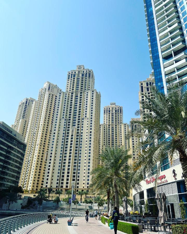 Lunar Hostel - Jbr Dubai Bagian luar foto
