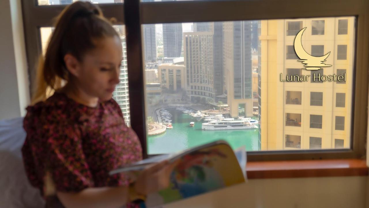 Lunar Hostel - Jbr Dubai Bagian luar foto