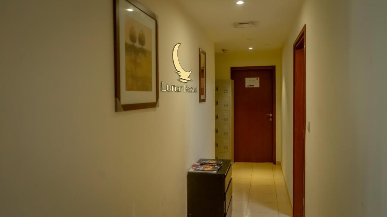 Lunar Hostel - Jbr Dubai Bagian luar foto