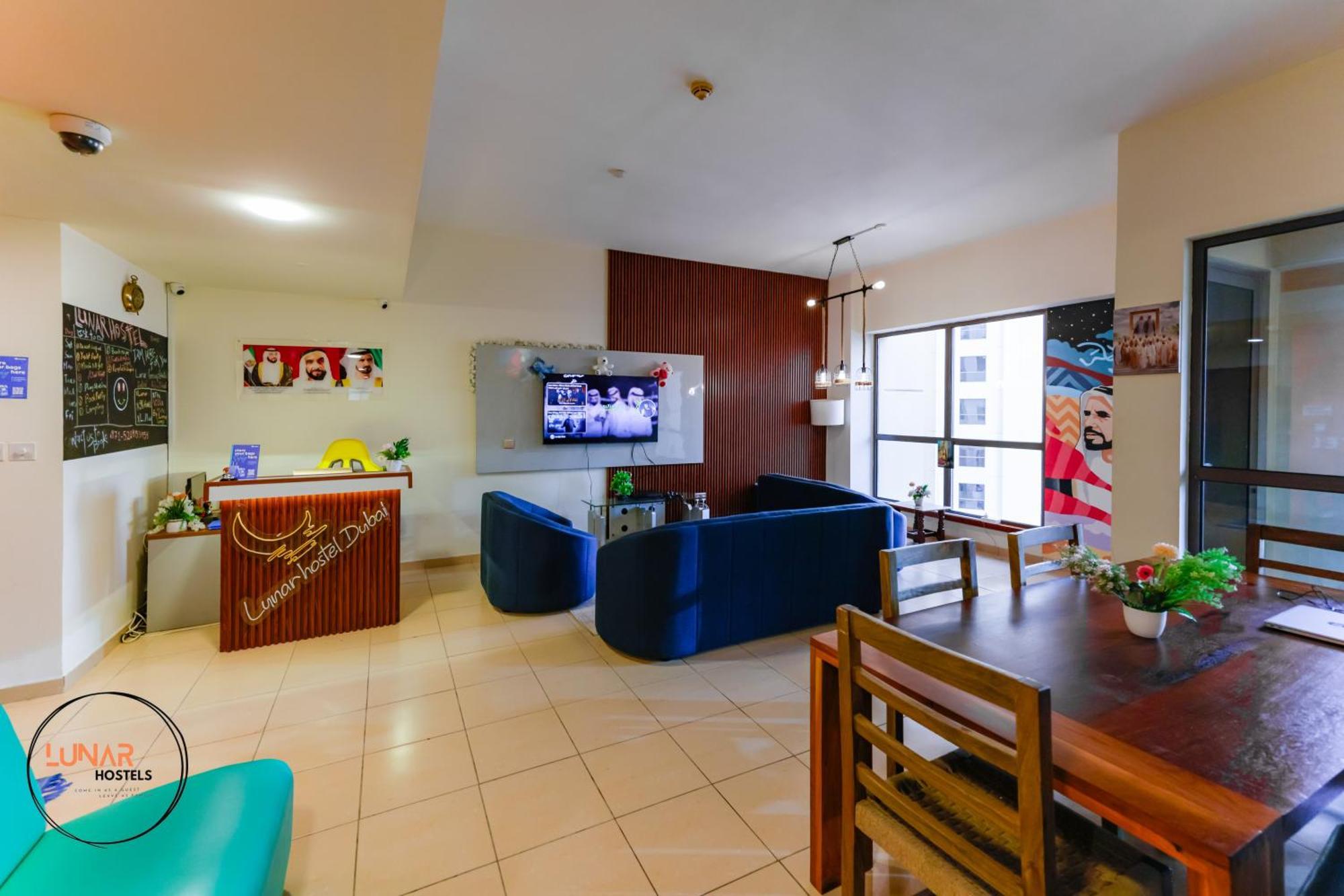 Lunar Hostel - Jbr Dubai Bagian luar foto