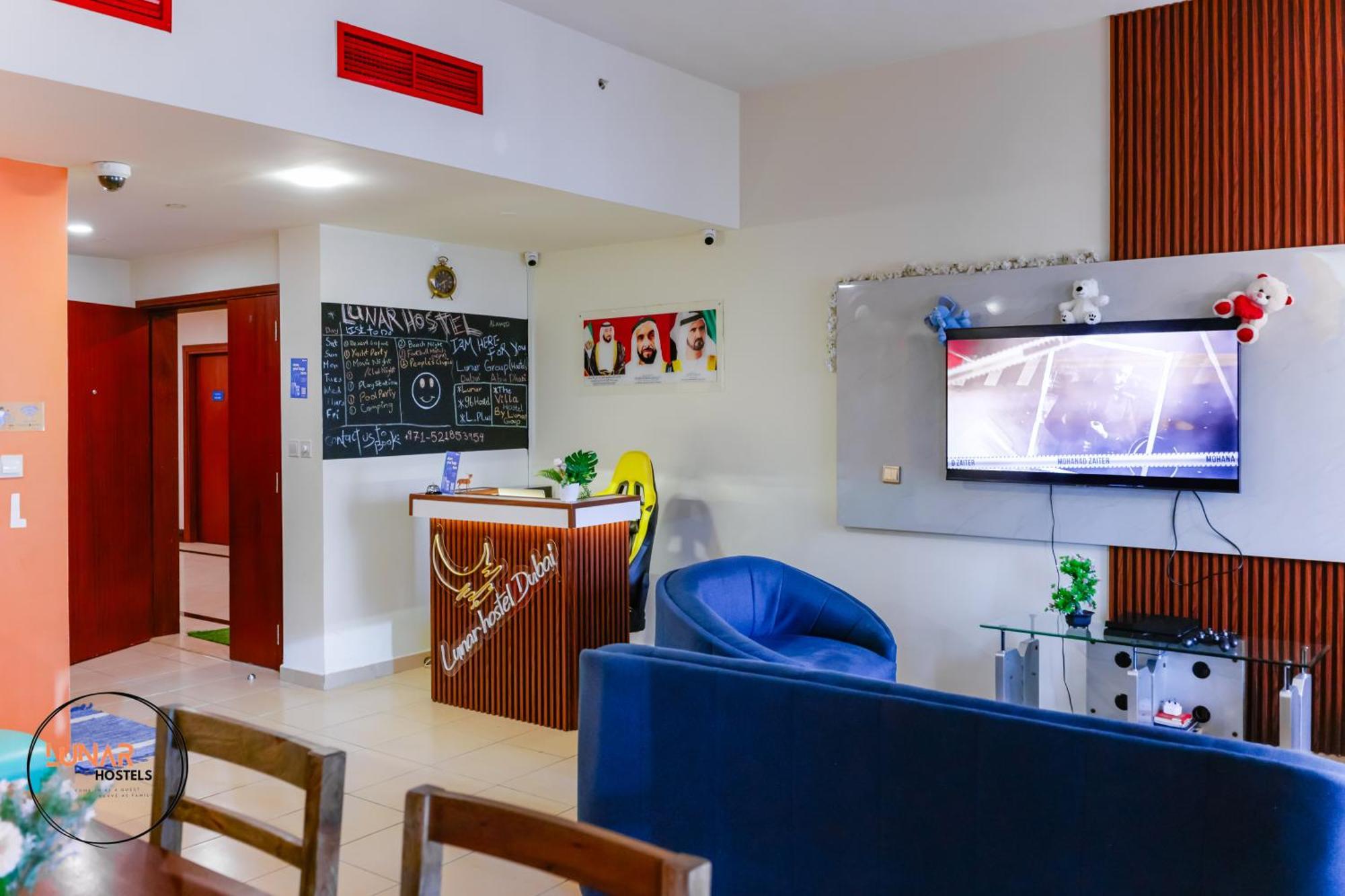 Lunar Hostel - Jbr Dubai Bagian luar foto