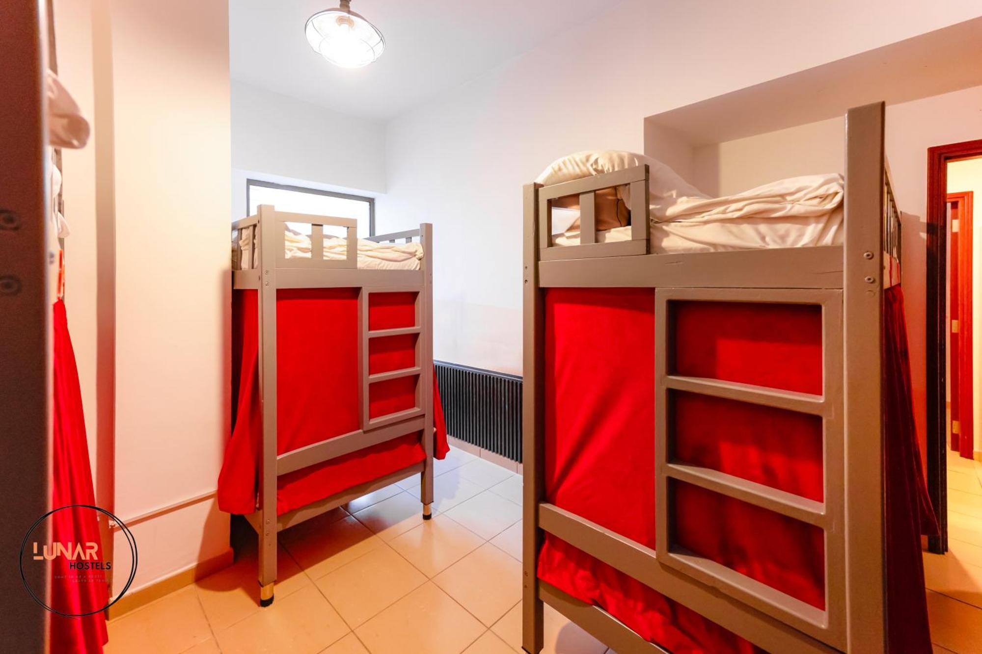 Lunar Hostel - Jbr Dubai Bagian luar foto